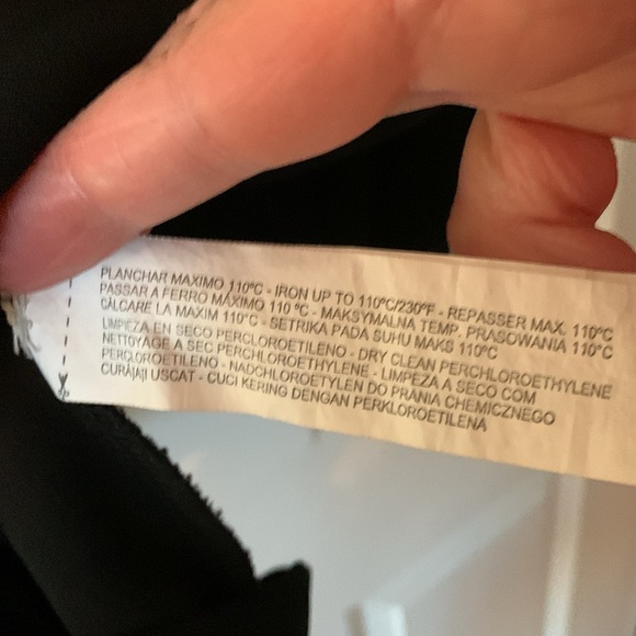 Zara basic black mini dress - Picture 5 of 7